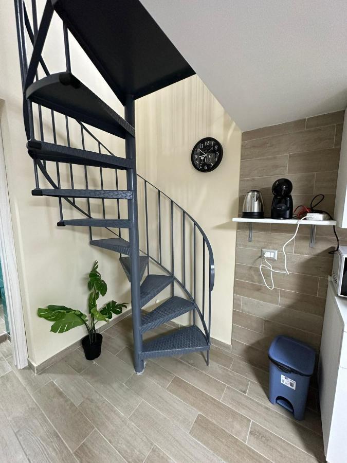Napoli Centro - La Casa Di Sasa Bed and Breakfast Εξωτερικό φωτογραφία