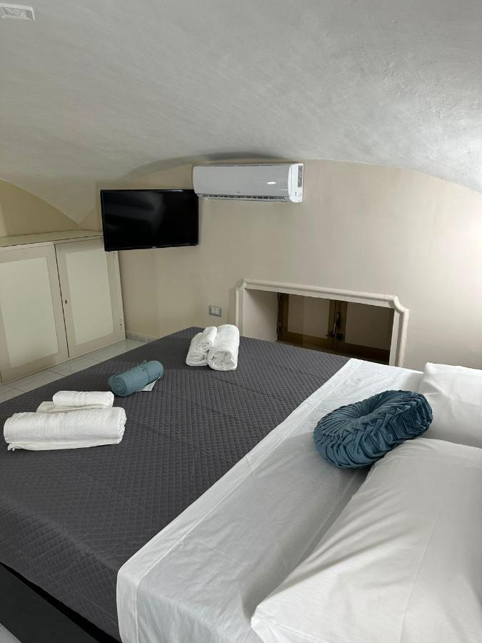 Napoli Centro - La Casa Di Sasa Bed and Breakfast Εξωτερικό φωτογραφία