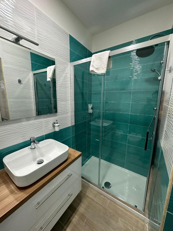 Napoli Centro - La Casa Di Sasa Bed and Breakfast Εξωτερικό φωτογραφία